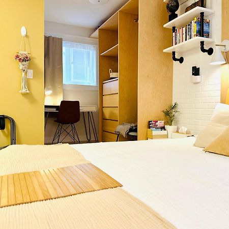 Private Guest Suite 10Mins To Downtown - King Bed - Bathtub - Free Parking Vancouver Exterior photo