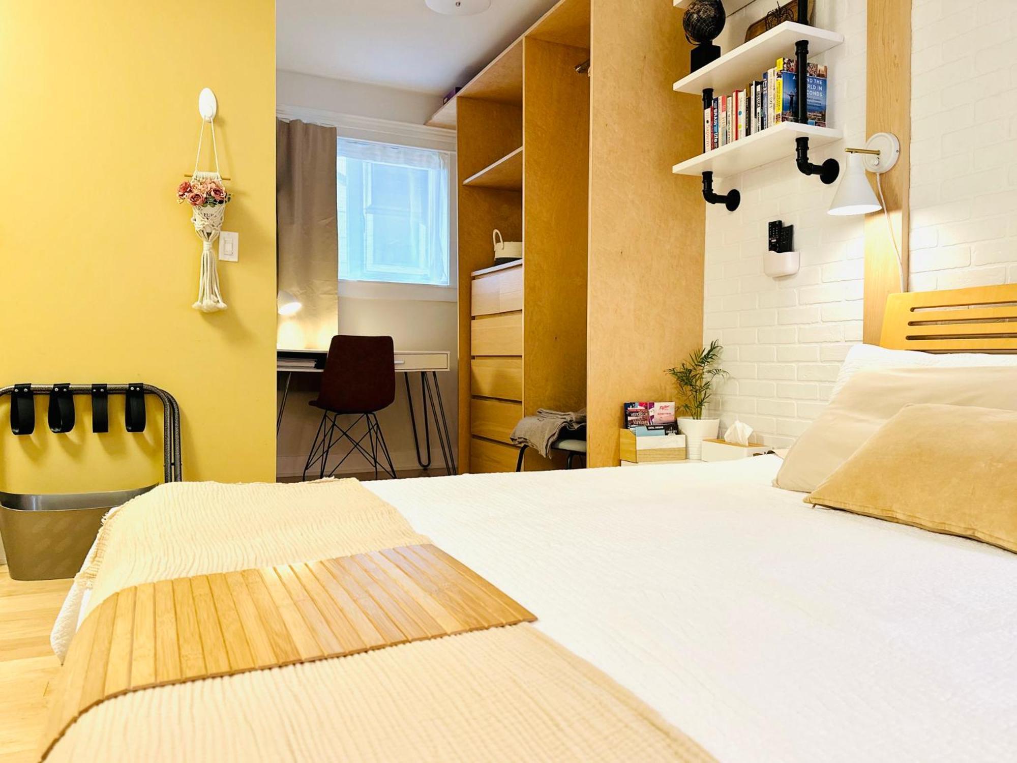 Private Guest Suite 10Mins To Downtown - King Bed - Bathtub - Free Parking Vancouver Exterior photo